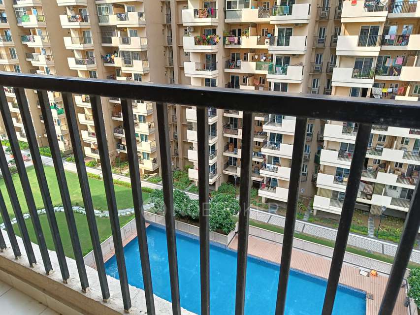 4 BHK Flat In Gaur Atulyam For Sale  In Omicron 1