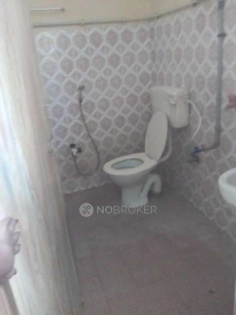 1 BHK Flat In Jaishree Tower Ground Floor For Sale  In Vadapalani