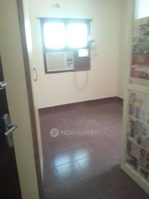 1 BHK Flat In Jaishree Tower Ground Floor For Sale  In Vadapalani