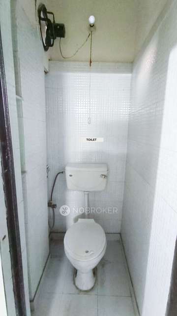 1 BHK Flat In Krishna Apartment For Sale  In Shalimar Bagh