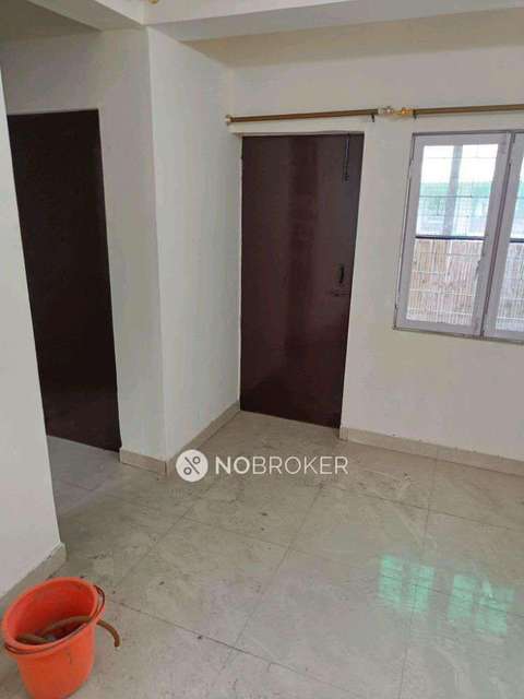 1 BHK Flat In Krishna Apartment For Sale  In Shalimar Bagh