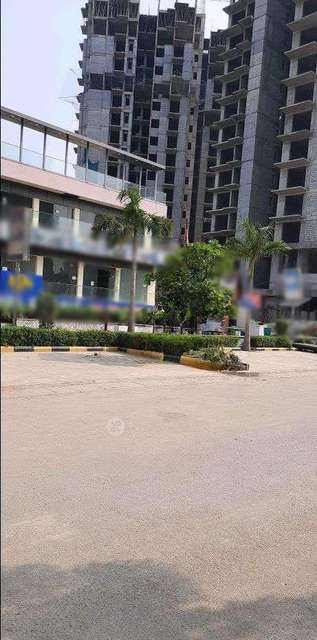 Shop in Sector 1, Greater_noida for sale 