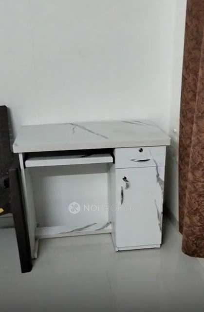 1 BHK Flat In Universal Cubical For Sale  In Jogeshwari West