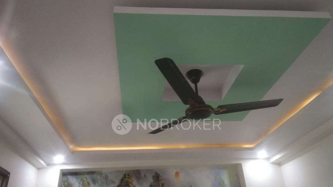 2 BHK Flat In Standalone Building  For Sale  In Vipin Garden