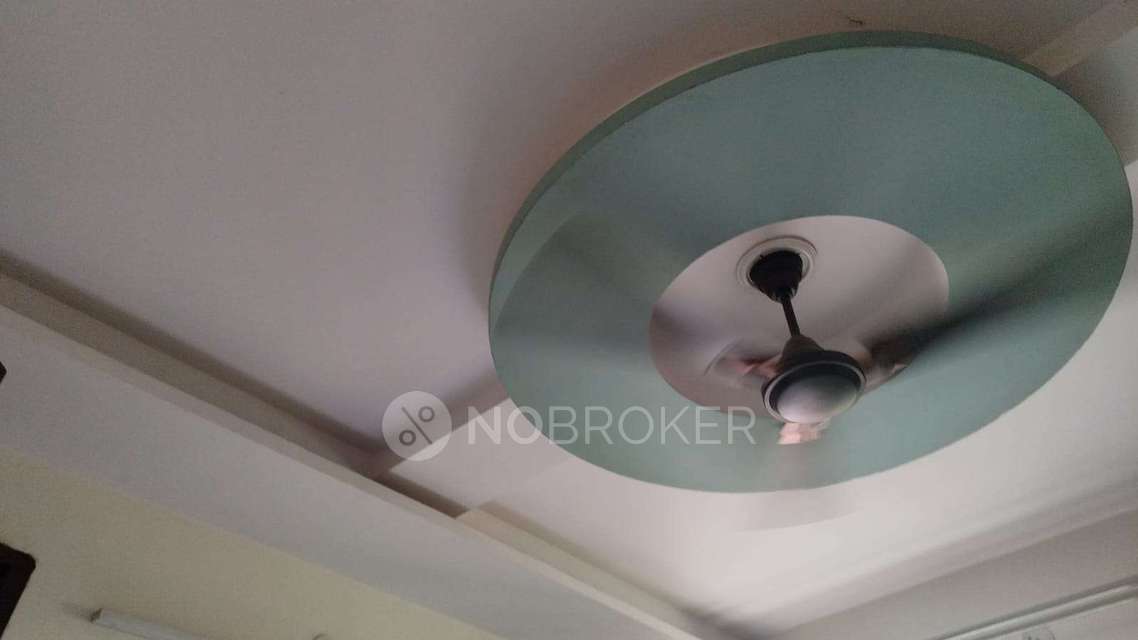 2 BHK Flat In Standalone Building  For Sale  In Vipin Garden