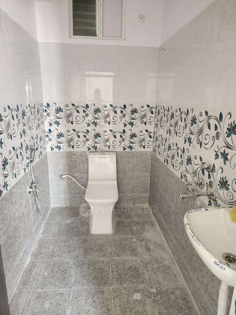 2 BHK Flat In Svsk Pride For Sale  In Mettakanigudem