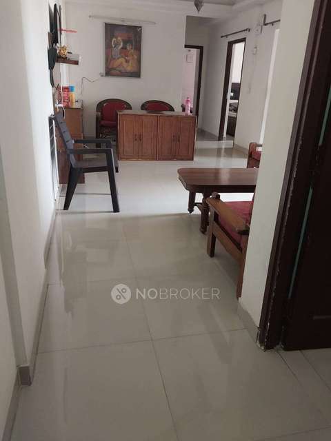 3 BHK Flat In Vvip Homes For Sale  In Gaur City 2