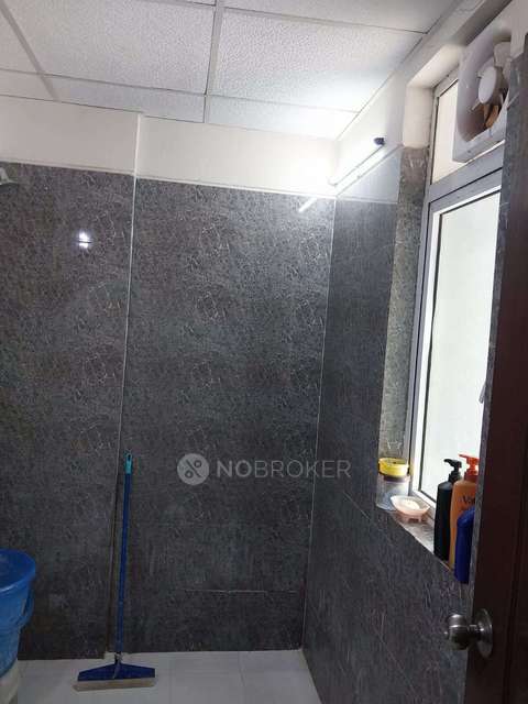 3 BHK Flat In Vvip Homes For Sale  In Gaur City 2