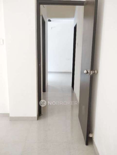 1 BHK Flat In Gayyatri Indraprasth Chs For Sale  In Adaigaon