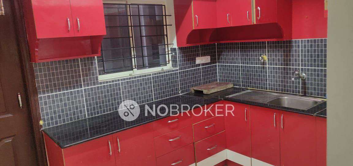 2 BHK Flat In Peninsula Pinnacles Apartments For Sale  In S.medihalli