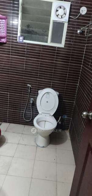 2 BHK Flat In Peninsula Pinnacles Apartments For Sale  In S.medihalli