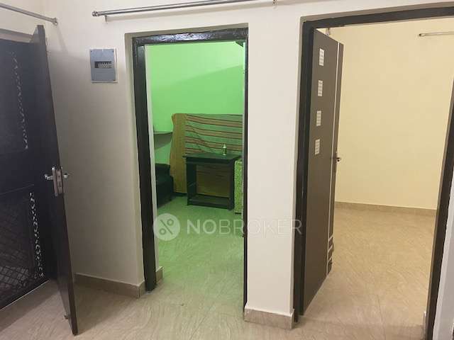 2 BHK Flat In Standalone Building  For Sale  In Vikaspuri