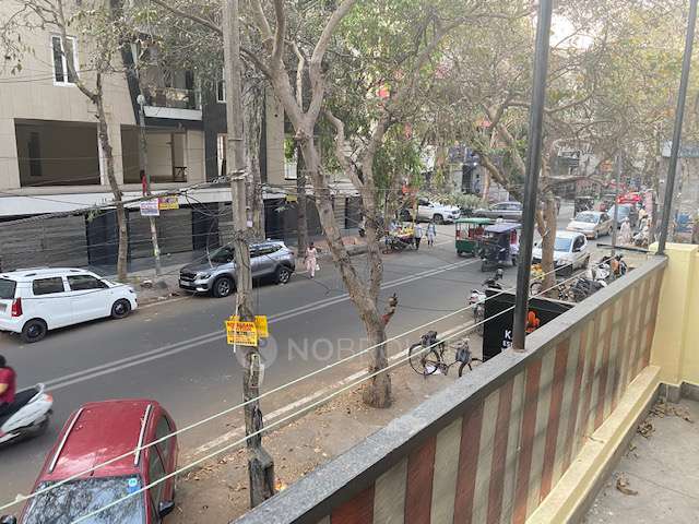 2 BHK Flat In Standalone Building  For Sale  In Vikaspuri