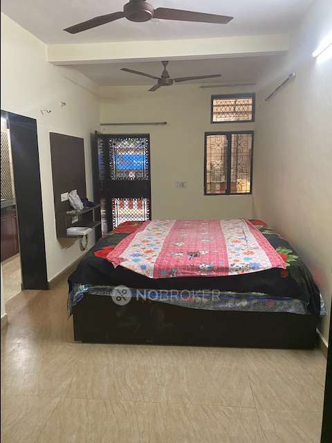 2 BHK Flat In Standalone Building  For Sale  In Vikaspuri