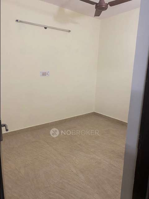 2 BHK Flat In Standalone Building  For Sale  In Vikaspuri