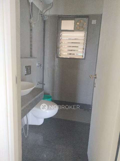 1 BHK Flat In Kalpataru Hills Phase 2 For Sale  In Thane West