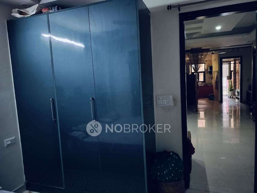 3 BHK Flat In Kalpatru For Sale  In Vasundhara