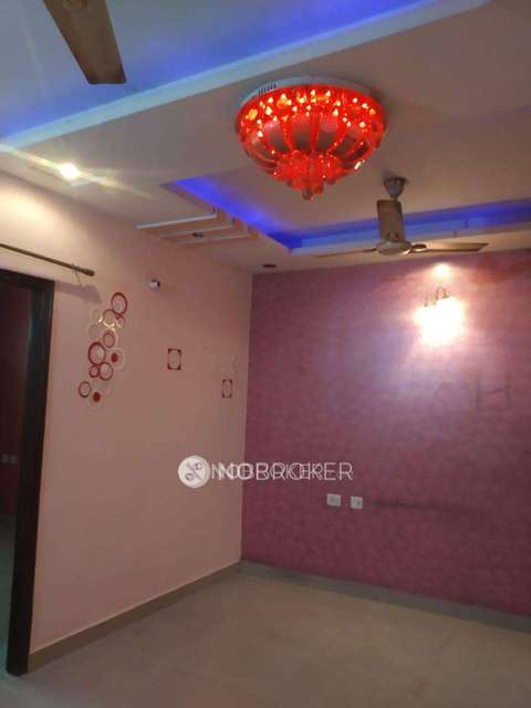 3 BHK Flat In Standalone Building  For Sale  In Uttam Nagar