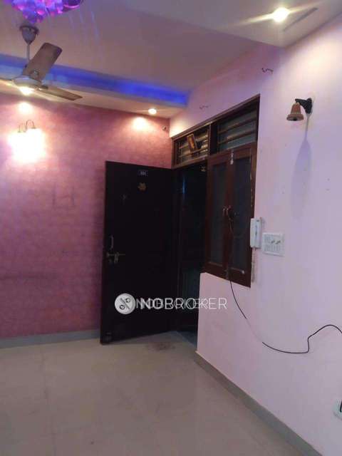 3 BHK Flat In Standalone Building  For Sale  In Uttam Nagar