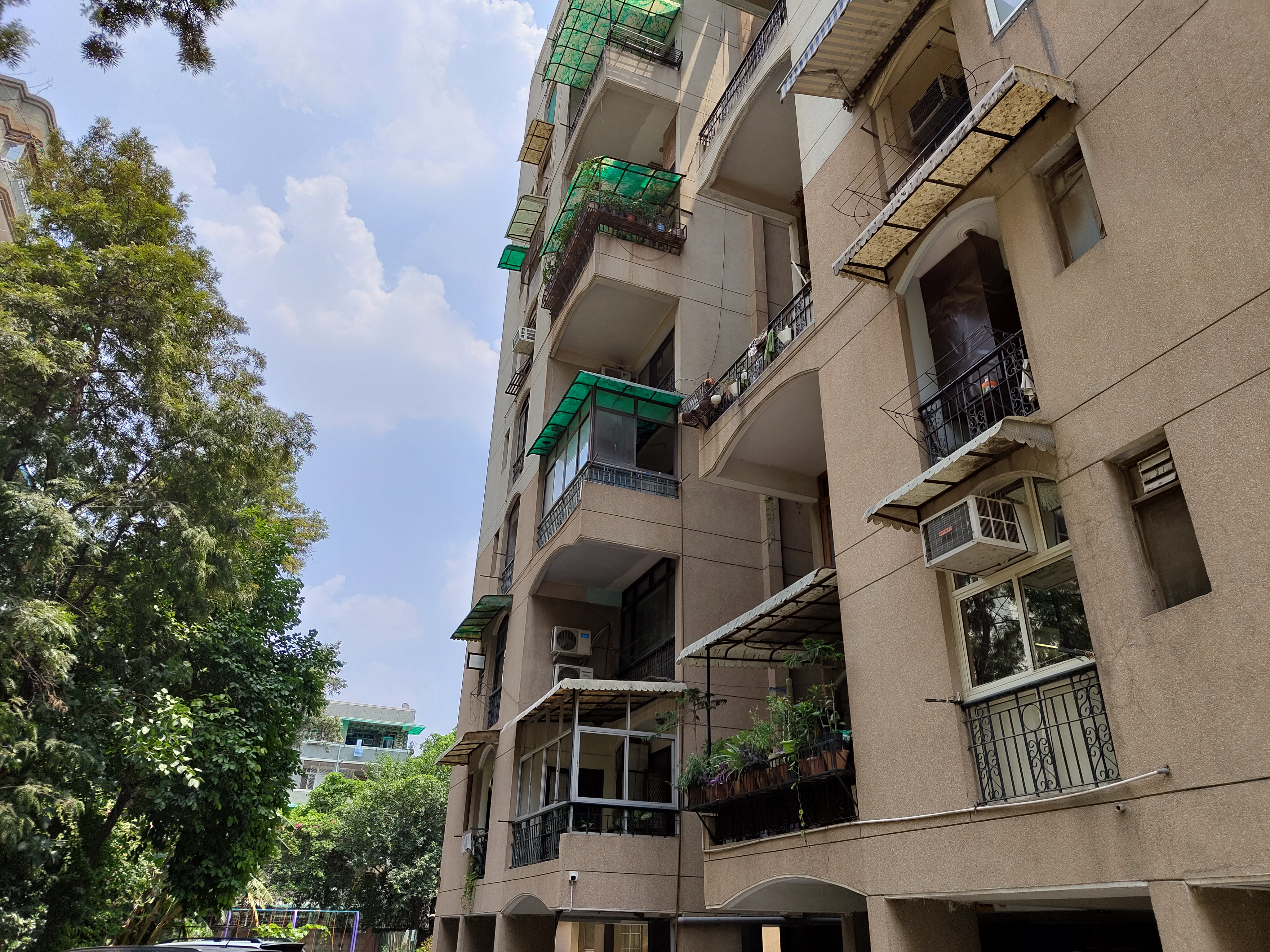 Happy Home Apartments