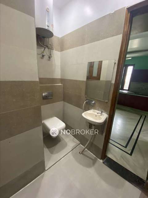 4+ BHK House For Sale  In Landcraft Golflinks