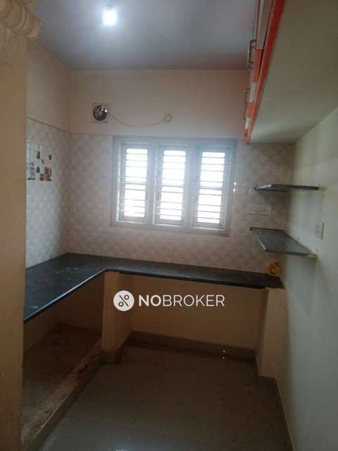 4+ BHK Flat For Sale  In Varanasi