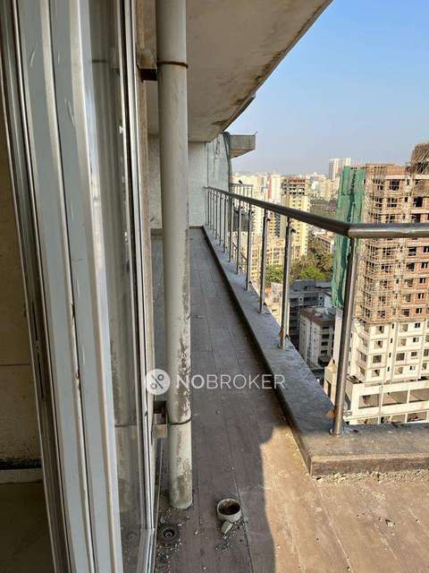 3 BHK Flat In Reliable Contare Heights For Sale  In Goregaon West