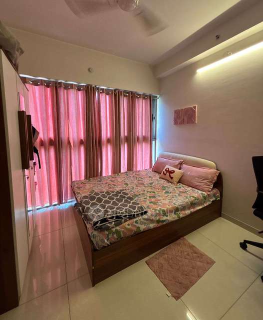 2 BHK Flat In Amanora Adreno Towers for Rent  In Amanora Park Town, Hadapsar