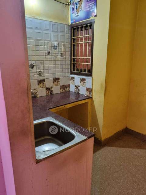 2 BHK Flat In Standalone Building  for Rent  In Perambur