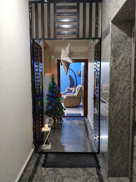 2 BHK Flat In Sln Lake Front Apartment For Sale  In Hoodi 