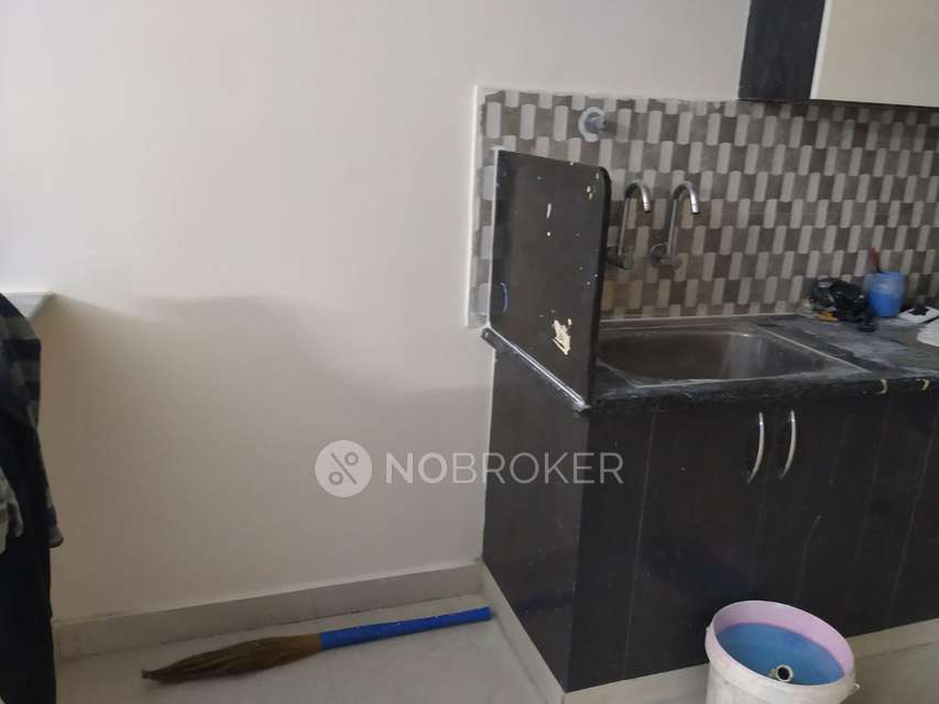 2 BHK Flat In Sln Lake Front Apartment For Sale  In Hoodi 