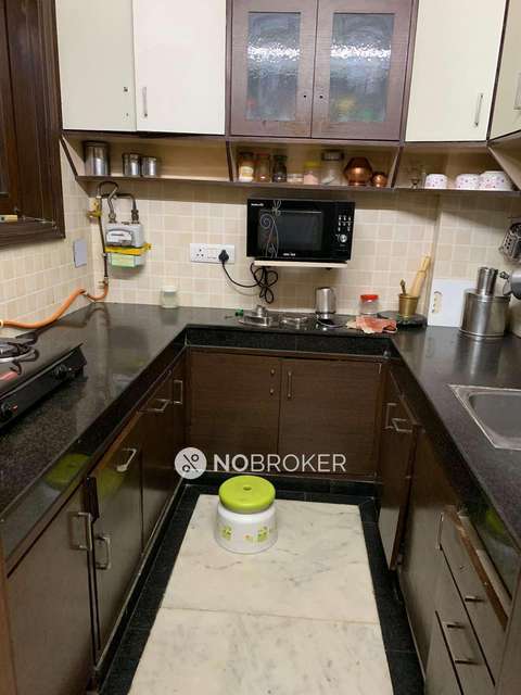 3 BHK Flat In Standalone Building  For Sale  In East Of Kailash