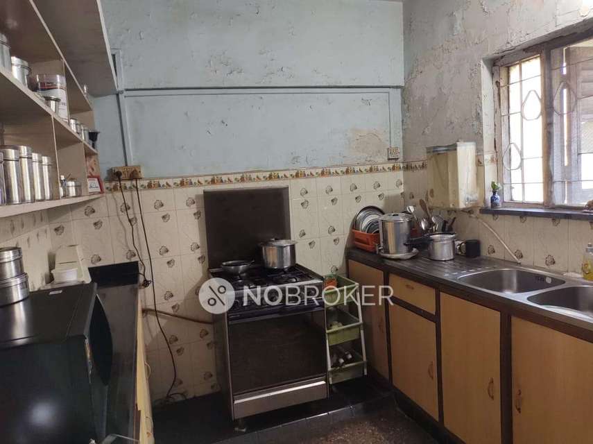 2 BHK Flat In Hill Top Society  For Sale  In Thane West