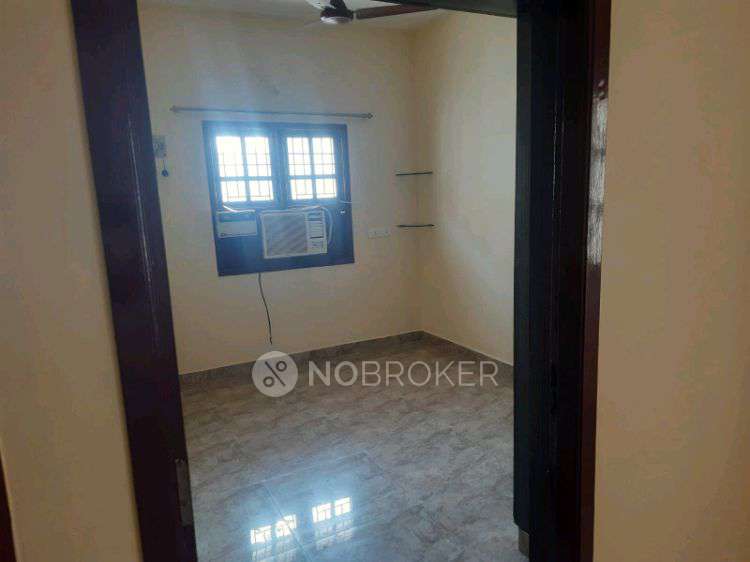 2 BHK Flat In Clri  for Rent  In  Neelankarai
