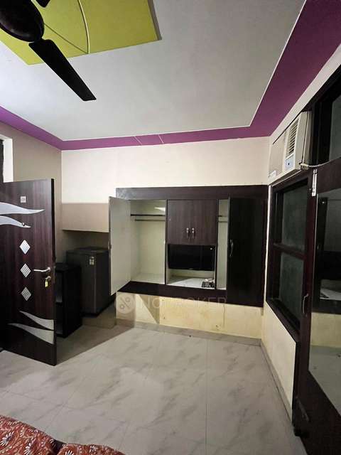 PG for Girls in Sector 24