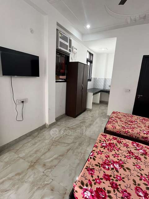 PG for Girls in Sector 24