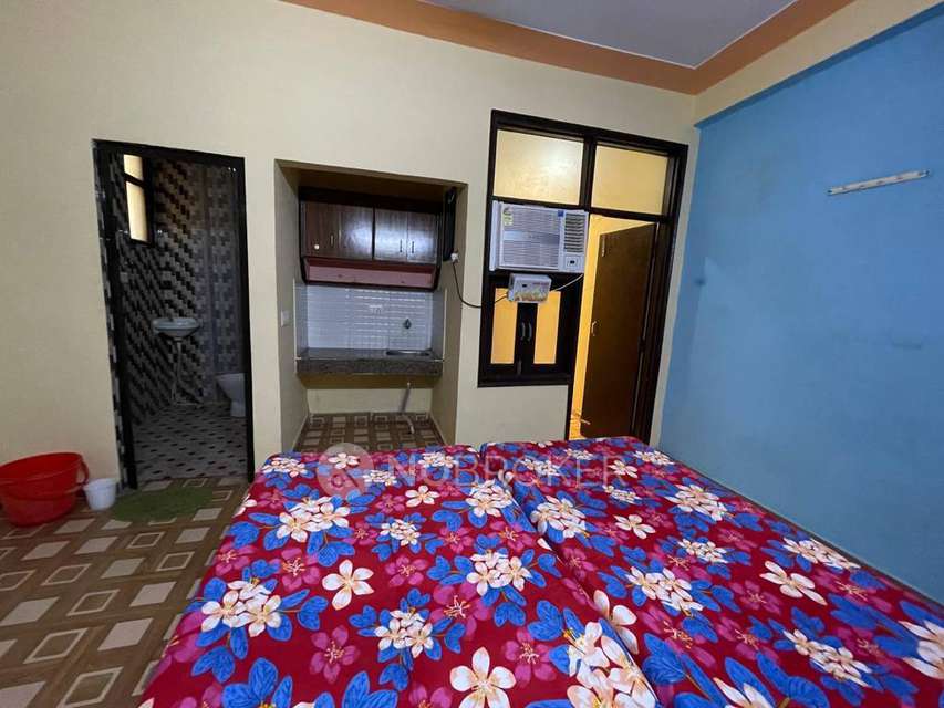 PG for Girls in Sector 24