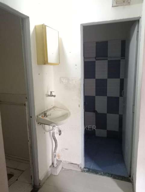 1 BHK Flat In Anchal Park For Sale  In Aachal Park - B