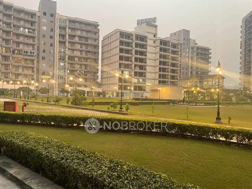 3 BHK Flat In Assotech Blith For Sale  In Sector-99