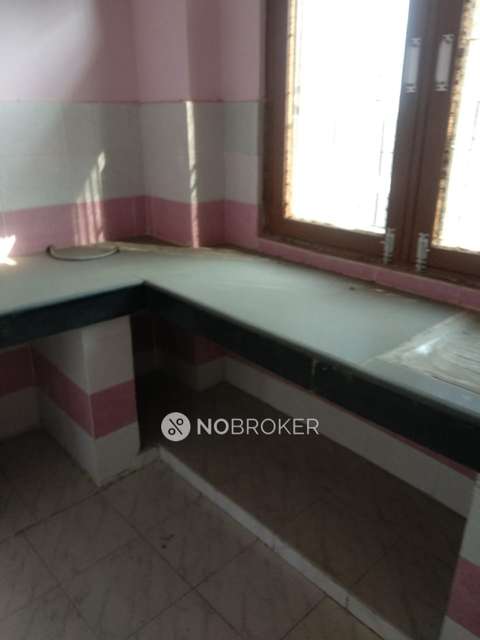 3 BHK Flat In Hig Flats For Sale  In Omicron I