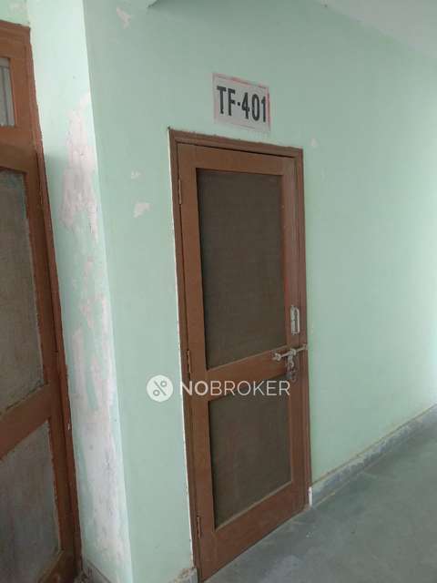 3 BHK Flat In Hig Flats For Sale  In Omicron I