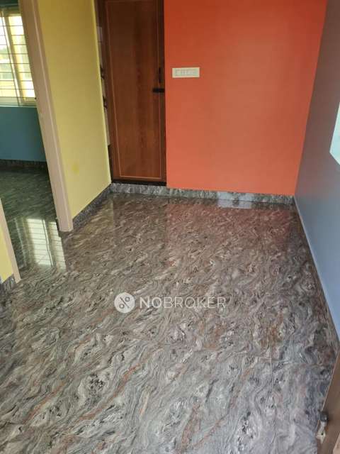 1 BHK Flat In Standalone Building  for Rent  In  Varthur