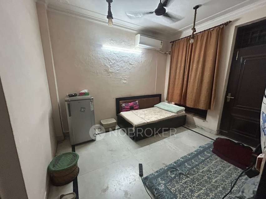 1 RK House for Rent  In Sector 46