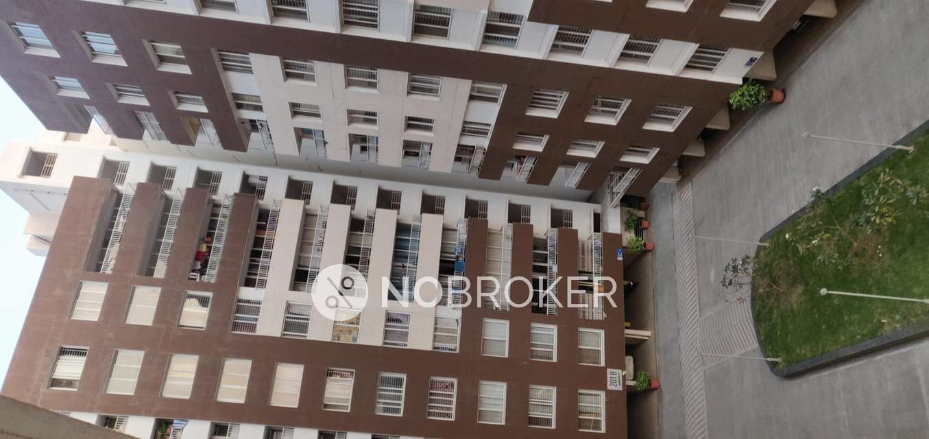 2 BHK Flat In Amanora Victory Towers - Sainik City for Rent  In Mundhwa