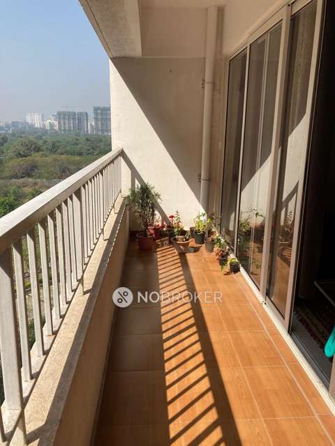2 BHK Flat In Amanora Victory Towers - Sainik City for Rent  In Mundhwa