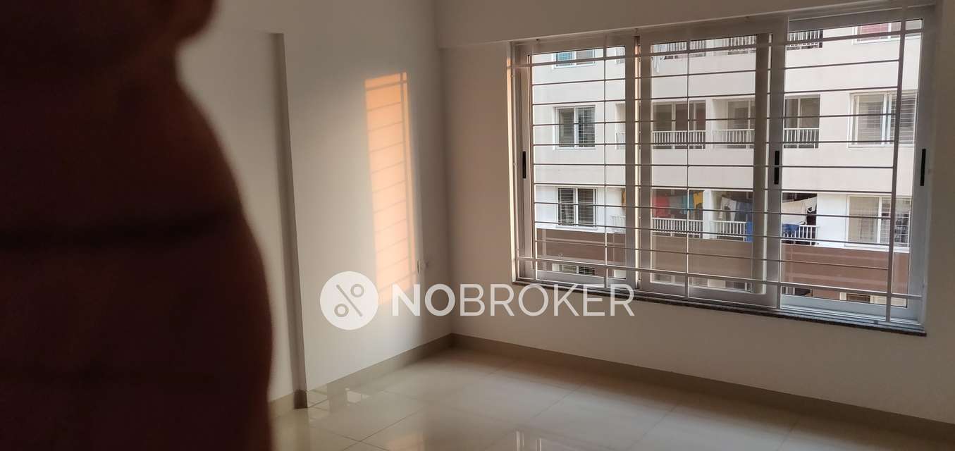 2 BHK Flat In Amanora Victory Towers - Sainik City for Rent  In Mundhwa