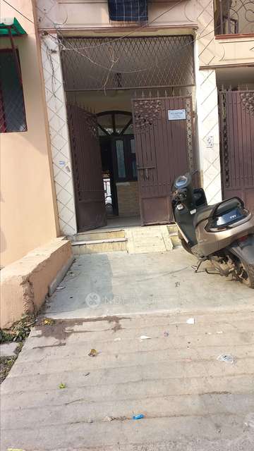 2 BHK Flat For Sale  In Subhash Nagar