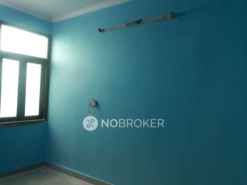 3 BHK Flat In Sb For Sale  In Shahdara