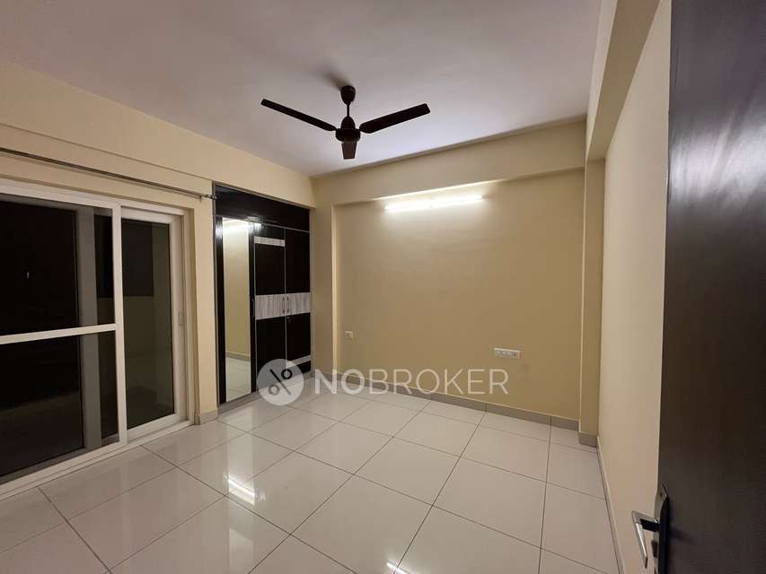 2 BHK Flat In Mahaveer Meridian for Rent  In Jp Nagar