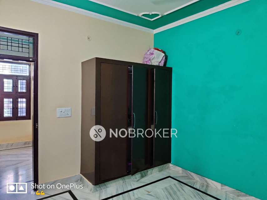 2 BHK Flat for Rent  In Ashok Vihar Phase Iii Extension